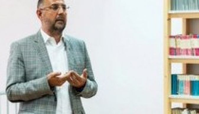 Könyvtárat neveztek el Sepsiszentgyörgyön Domokos Gézáról