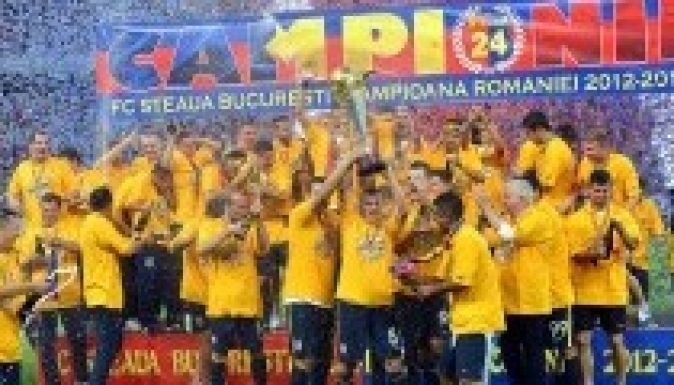 Húszezren ünnepelték Bukarestben a Steaua 24. bajnoki címét