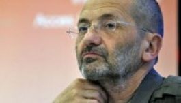 Az ActiveWatch bírálja a rágalmazás és becsületsértés büntethetőségét