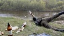 Top 10: mulatságos fotók részeg emberekről (GALÉRIA)