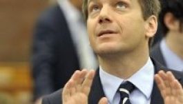 Bajnait szeretnék kormányfőnek, és szegénységben élnek a magyarok