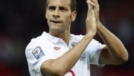 Rio Ferdinand visszavonult az angol válogatottból