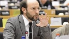 Rui Tavares hajlandó pontosítani jelentéstervezetét