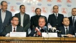 Padlóra került a romániai jobboldal