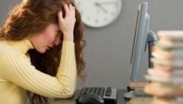 Szívinfarktust és agyvérzést is okozhat a sok ülés