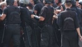 Rendőri erőszakért bírálja Romániát az Amnesty International