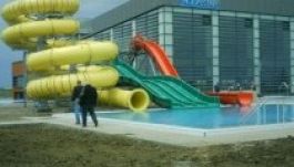 Élményfürdőt avattak Szatmárnémetiben