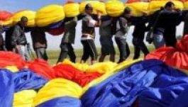 Elkészült a világ legnagyobb és legsúlyosabb trikolórja