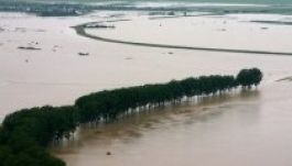 Péntek estig tartó árvízriadó érvényes tíz megyében