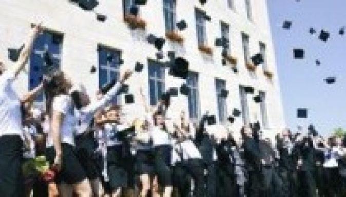 Németh Zsolt is részt vesz a Sapientia-ballagáson