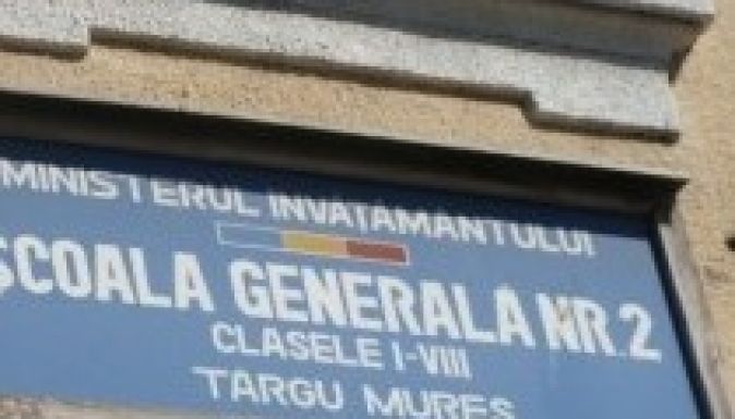 Csütörtökön dönt a marosvásárhelyi tanács a Bernády-iskoláról