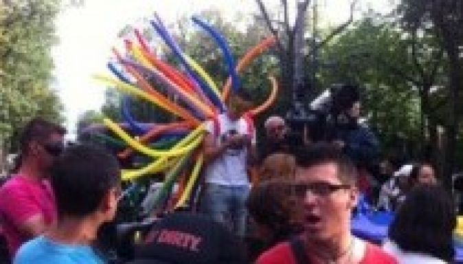 Gayfest 2013 – a Sokszínűség menete Bukarestben