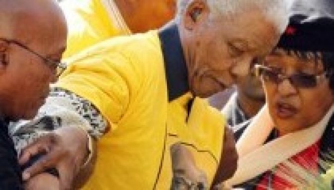 Nelson Mandela egészségi állapota súlyos, de stabil