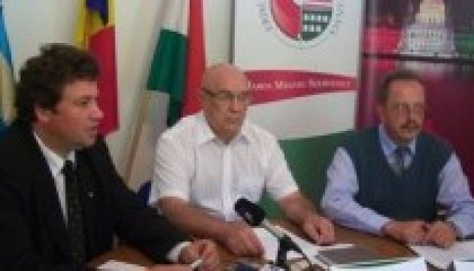 A magyarok ellenzik két marosvásárhelyi terem elnevezését