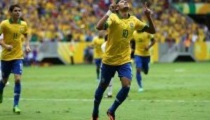 Magabiztosan győzött a brazil labdarúgócsapat az