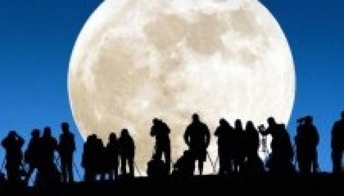 Péntek este „Szuperholdat” láthatunk az égen