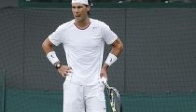 Wimbledon: Nadal már az első körben búcsúzott
