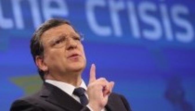 Barroso: a francia pártok ne használják bűnbaknak a Bizottságot