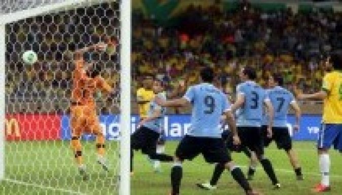 Ellenfelükre várnak a brazilok a Konföderációs Kupa döntőjében