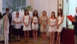 KISEBBSÉGBEN: Ballagunk, reménykedünk