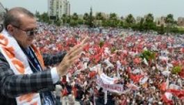 Erdogan ismét terroristáknak nevezte a tüntetőket