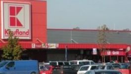 Szamonellás miccshúst árult a Kaufland