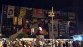 A török rendőrség kiűzte a Taksim térre visszatérő tüntetőket