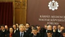 Régióátalakításról és autonómiáról tárgyaltak a KMKF-munkacsoportjában