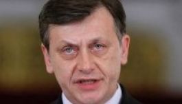 Gigi Becali szintjére süllyedt Crin Antonescu bizalmi indexe