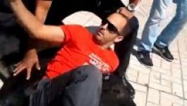 Kétszáz kilós bikát tepert a földre egy spanyol férfi (VIDEÓ)