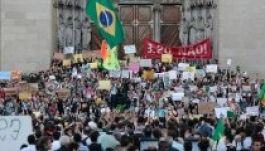 Milliós tömeg követel „Jobb Brazíliát” (FOTÓGALÉRIÁVAL)