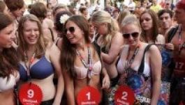 Bugyira vetkőztette egy spanyol divatmárka a prágai csajokat