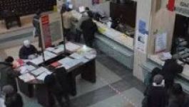 Megegyezés született: többezer postai dolgozót bocsátanak el