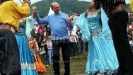 Bepanaszolták Băsescut a diszkriminációellenes tanácsnál