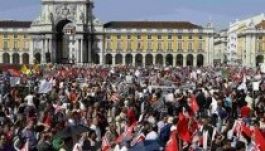 A sztrájkok miatt megbénult Portugália