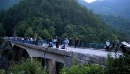 Túl gyorsan hajtott a Montenegróban balesetezett busz