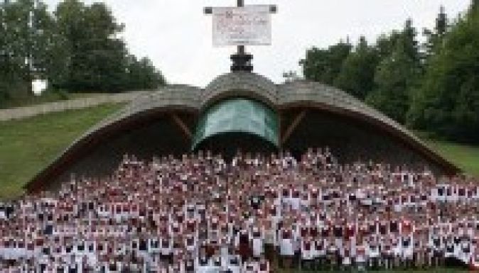 Górcső alá kerülnek a férfiak is az Ezer Székely Leány Napján