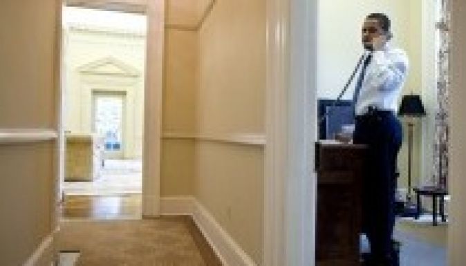 Merkel telefonon kérte számon Obamától a titkos adatgyűjtést