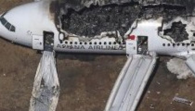 Landolás közben lezuhant egy Boeing San Franciscóban (VIDEÓ)