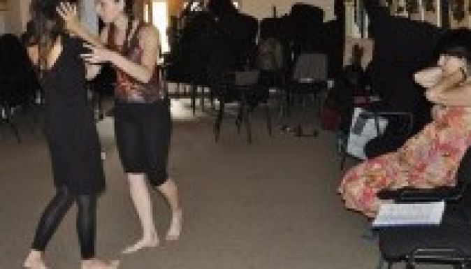 Bemutató a Csűrszínházban: Boszorkány