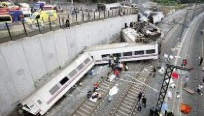 Hetvenkilencre nőtt a spanyol vonatbalesetben elhunytak száma