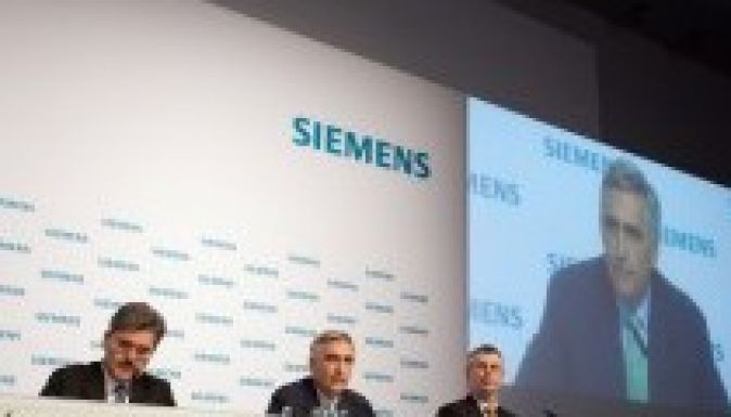 Leváltották a Siemens vezérigazgatóját