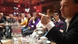 Légy hat hónapig Orbán Viktor gyakornoka