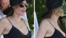 Így néznek ki Angelina Jolie új, plasztikázott mellei