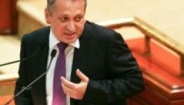 Öt évre lecsukhatják Relu Fenechiu minisztert