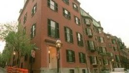 Sörétes puskával ólálkodott egy férfi John Kerry bostoni házánál