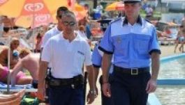 Román rendőrök járőröznek egy hónapig Hajdúszoboszlón