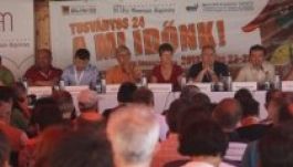 Borboly Tusványoson: túl kell lépni az egymással való acsarkodáson