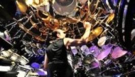 Nem rockzenészé a világ legnagyobb dobfelszerelése