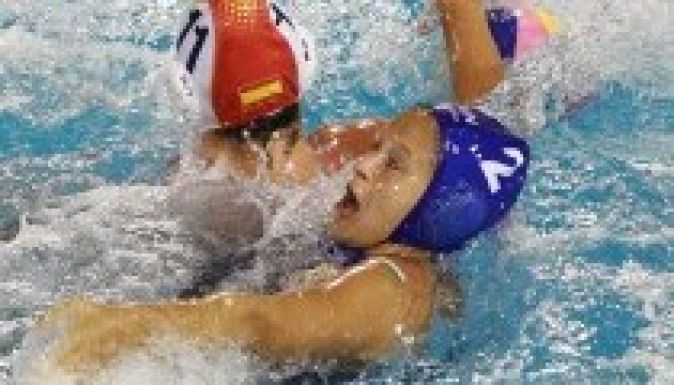 A kisdöntőbe „segítették” a bírók a magyar női pólóválogatottat